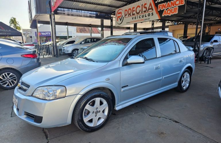 Chevrolet Astra Hatch Advantage 2.0 (Flex) - Foto #6