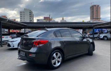 Chevrolet Cruze Sport6 LT 1.8 16V Ecotec (Aut) (Flex) - Foto #3