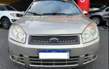 Ford Fiesta 1.0 Rocam Hatch 8v - Foto #3