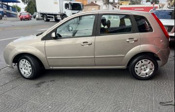Ford Fiesta 1.0 Rocam Hatch 8v - Foto #4