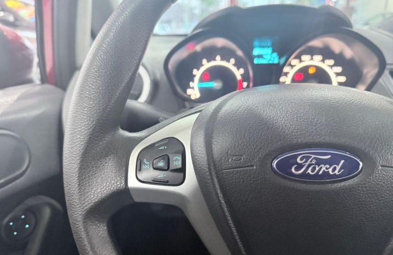 Ford Fiesta 1.6 SEL Style Hatch 16v - Foto #10