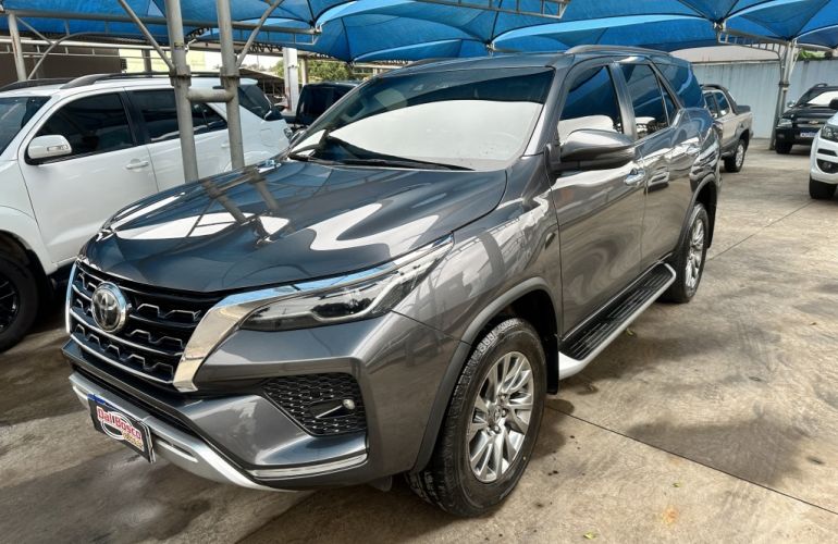 Toyota SW4 2.8 TDI SRX 7L 4x4 - Foto #1