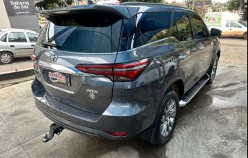 Toyota SW4 2.8 TDI SRX 7L 4x4 - Foto #6