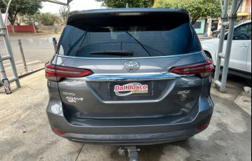 Toyota SW4 2.8 TDI SRX 7L 4x4 - Foto #7