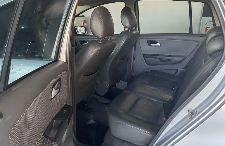 Volkswagen Fox 1.6 Mi 8v - Foto #7