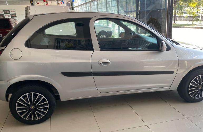 Chevrolet Celta 1.0 MPFi 8v - Foto #4