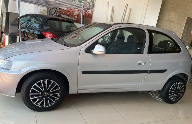 Chevrolet Celta 1.0 MPFi 8v - Foto #8