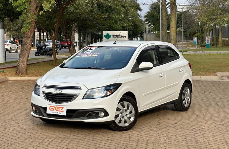 Chevrolet Onix 1.4 MPFi LT 8v - Foto #1