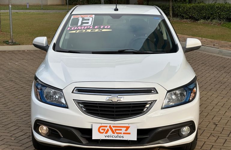 Chevrolet Onix 1.4 MPFi LT 8v - Foto #5