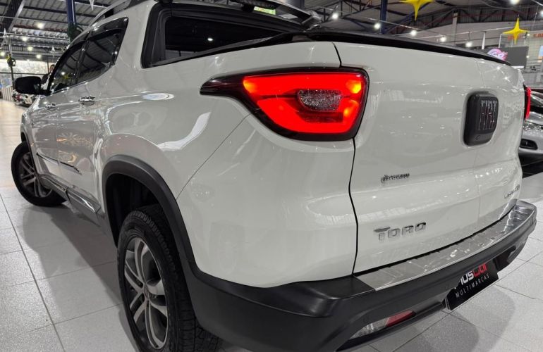 Fiat Toro 2.0 16V Turbo Volcano 4WD At9 - Foto #5
