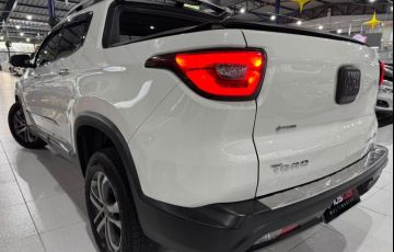 Fiat Toro 2.0 16V Turbo Volcano 4WD At9 - Foto #5