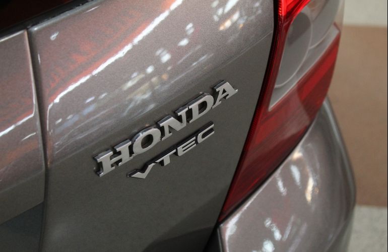 Honda Fit 1.5 EX 16v - Foto #9