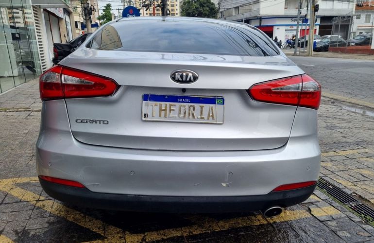 Kia Cerato 1.6 Sx 16v - Foto #6