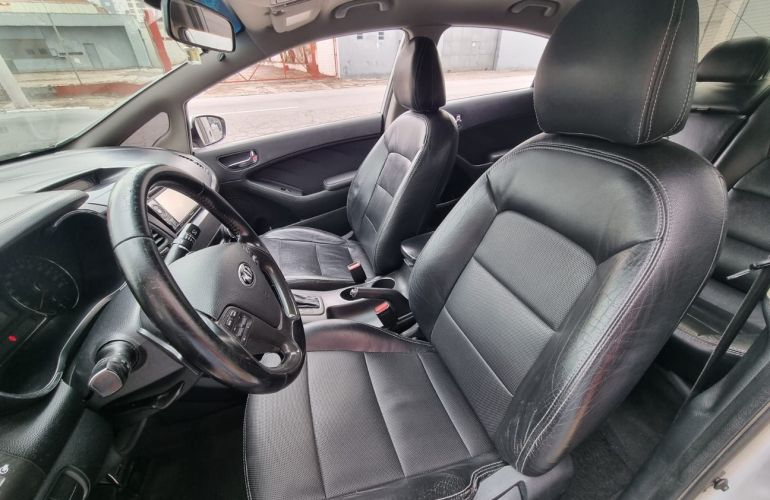 Kia Cerato 1.6 Sx 16v - Foto #10