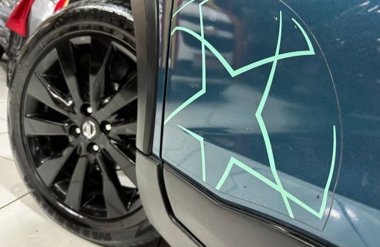 Nissan Kicks 1.6 16V Flexstart Uefa Champions League - Foto #5