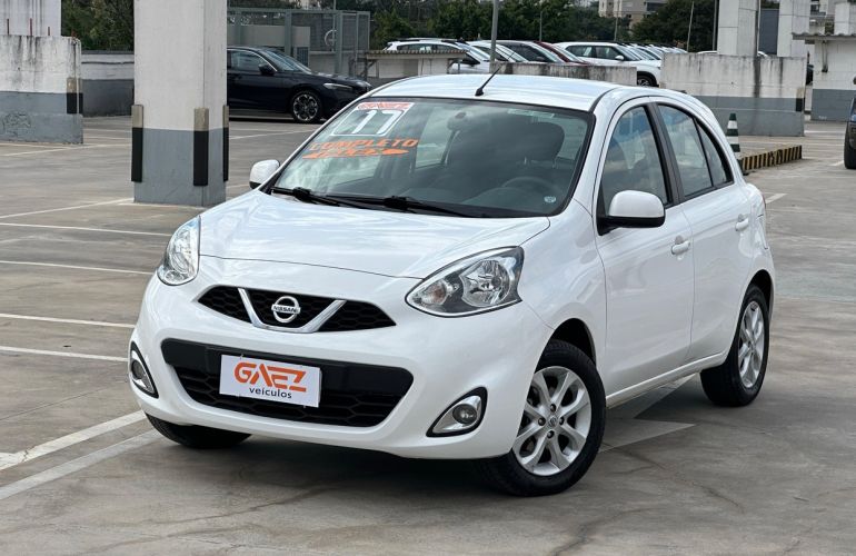 Nissan March 1.0 SV 12v - Foto #1