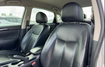 Nissan Sentra 2.0 SV 16V Flexstart - Foto #8