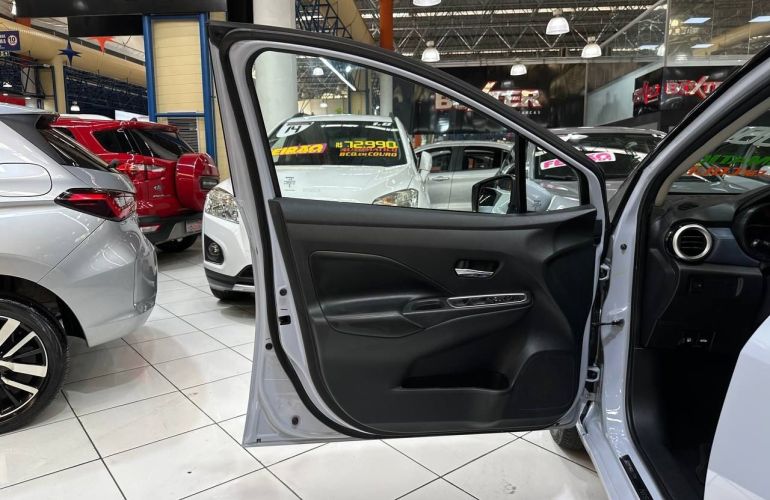 Nissan Versa 1.6 16V Exclusive - Foto #6