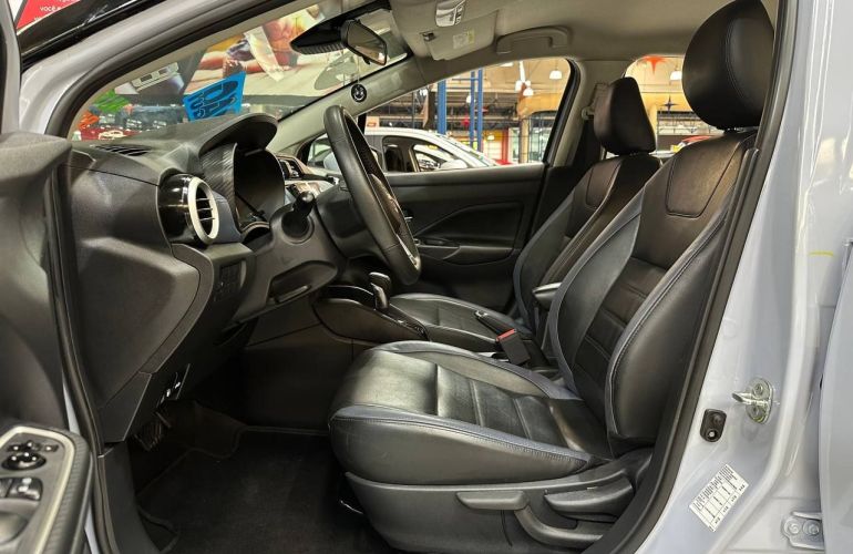 Nissan Versa 1.6 16V Exclusive - Foto #7