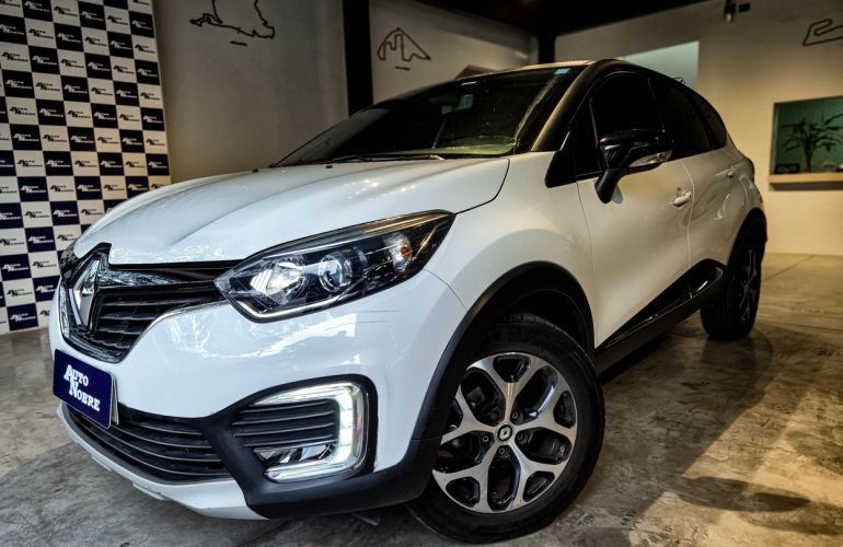 Renault Captur 1.6 16V Sce Intense - Foto #3