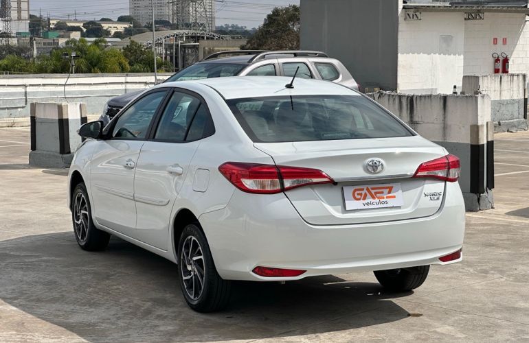 Toyota Yaris 1.5 16V Sedan Xls Connect Multidrive - Foto #2