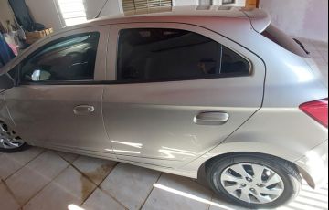 Chevrolet Onix 1.0 LT SPE/4