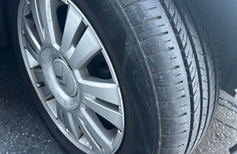 Citroën C3 GLX 1.4 8V (flex) - Foto #3