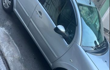 Citroën C3 GLX 1.4 8V (flex) - Foto #9