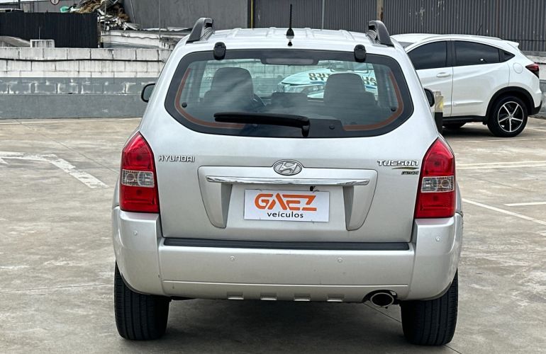 Hyundai Tucson 2.0 MPFi GLS 16V 143cv 2wd - Foto #4