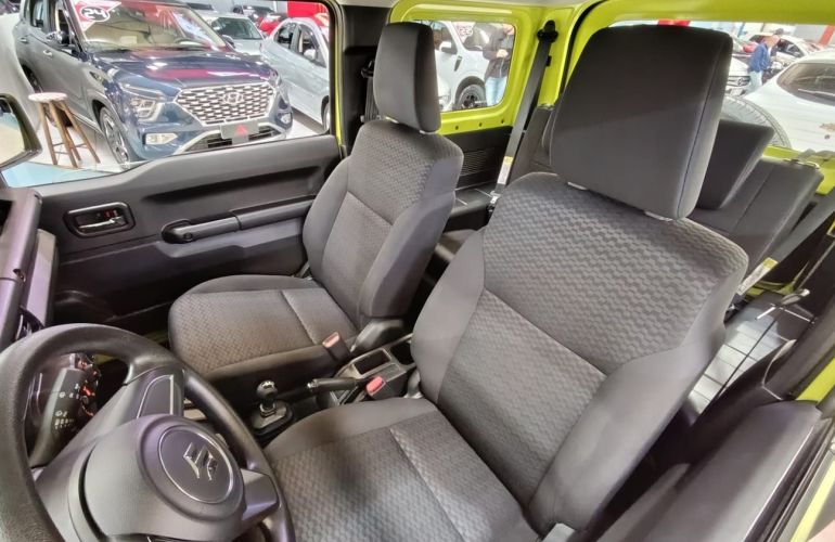 Suzuki Jimny 1.5 Sierra 4you 4x4 - Foto #9