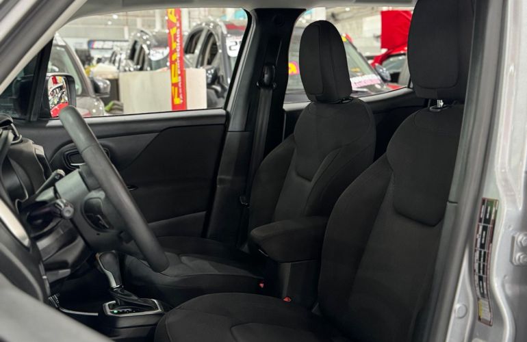 Jeep Renegade 1.8 16V Sport - Foto #6
