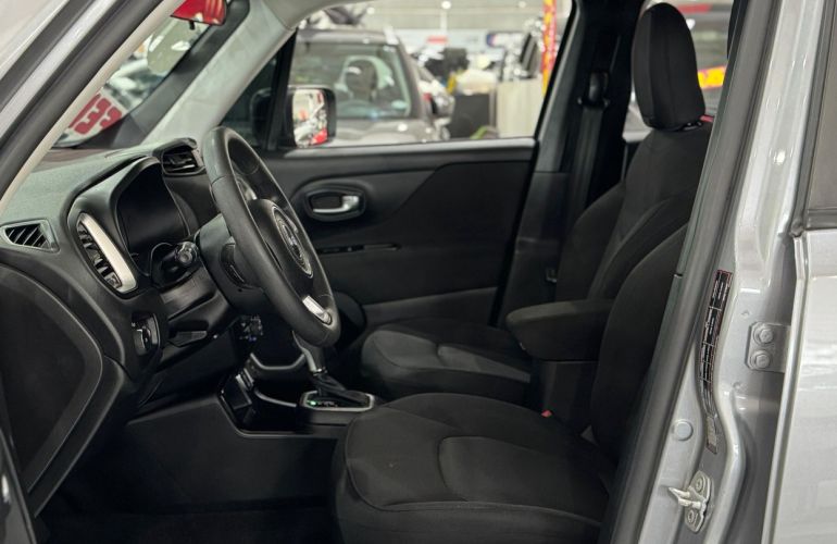 Jeep Renegade 1.8 16V Sport - Foto #7