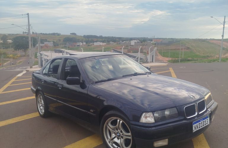 BMW 318is 1.9 16V - Foto #3