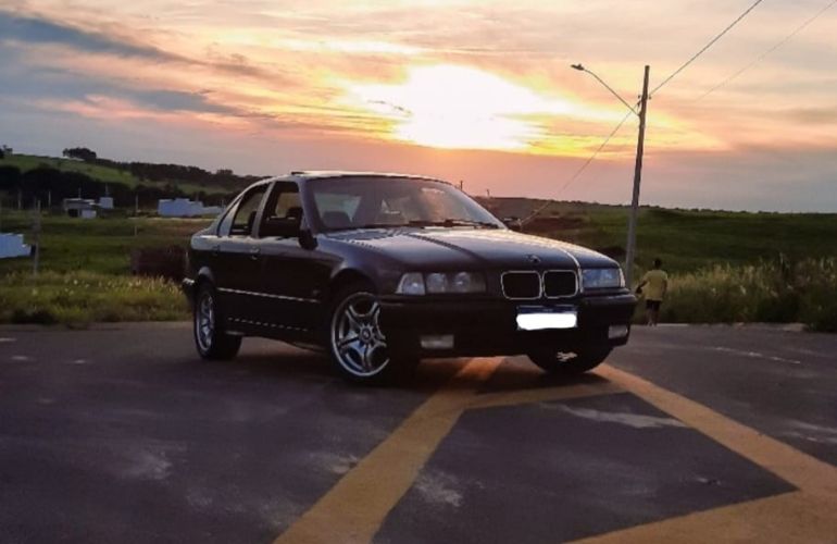 BMW 318is 1.9 16V - Foto #9