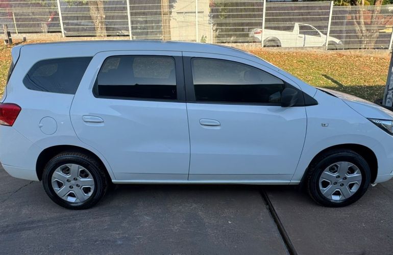 Chevrolet Spin 1.8 LS 8v - Foto #4