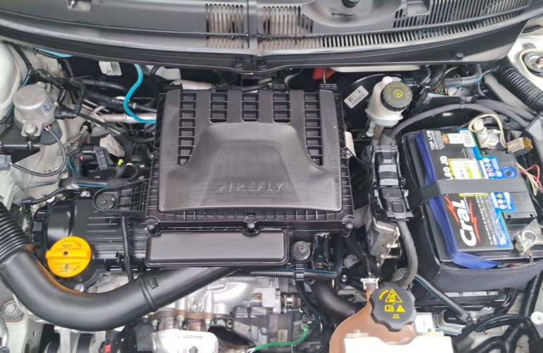 Fiat Cronos 1.3 Drive (Aut) - Foto #8