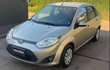 Ford Fiesta 1.6 Rocam SE 8v - Foto #2