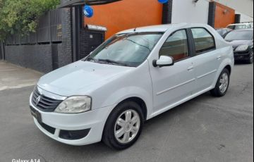 Renault Logan 1.6 Expression 8v - Foto #2