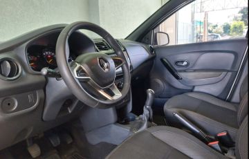 Renault Logan 1.0 Zen - Foto #2