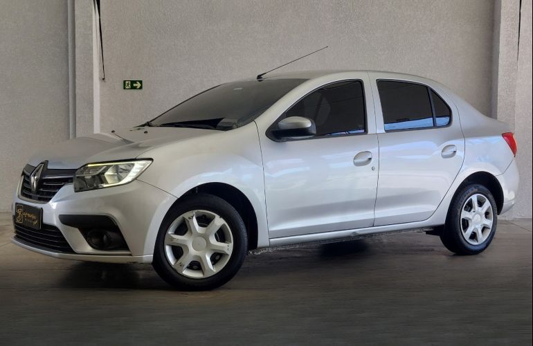 Renault Logan 1.0 Zen - Foto #3