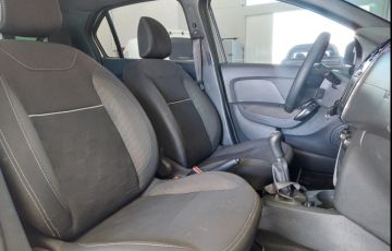 Renault Logan 1.0 Zen - Foto #5
