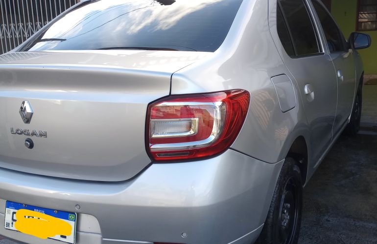 Renault Logan 1.0 Zen - Foto #6