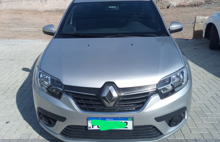 Renault Logan 1.0 Zen - Foto #10