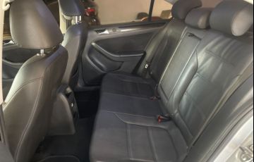 Volkswagen Jetta 2.0 Comfortline 120cv - Foto #8