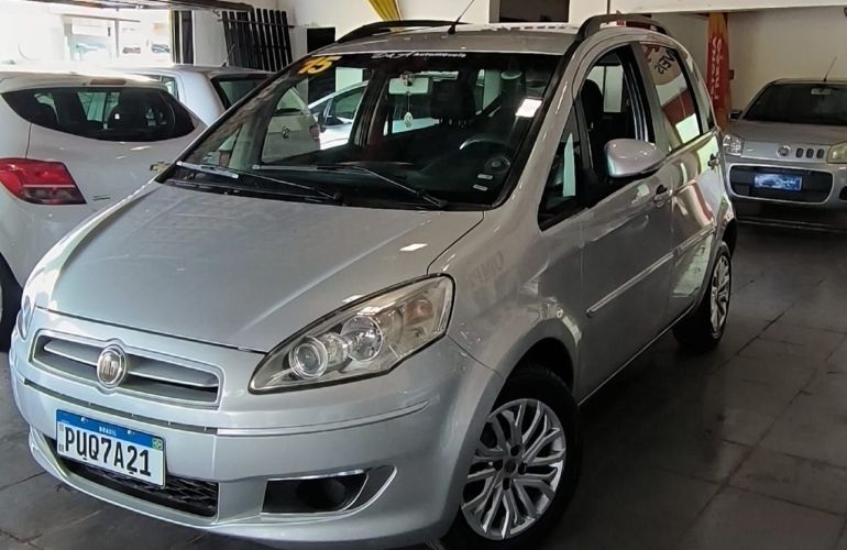 Fiat Idea 1.4 MPi Attractive 8v - Foto #4