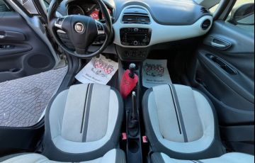 Fiat Punto 1.6 Essence 16v - Foto #7
