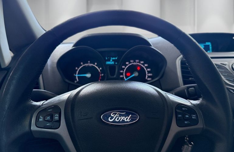 Ford Ecosport 2.0 SE 16v - Foto #8