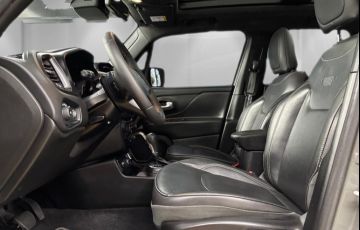 Jeep Renegade 1.3 T270 Turbo S 4x4 - Foto #6