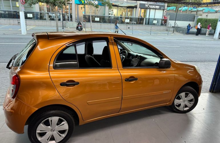 Nissan March 1.0 16V (Flex) - Foto #7