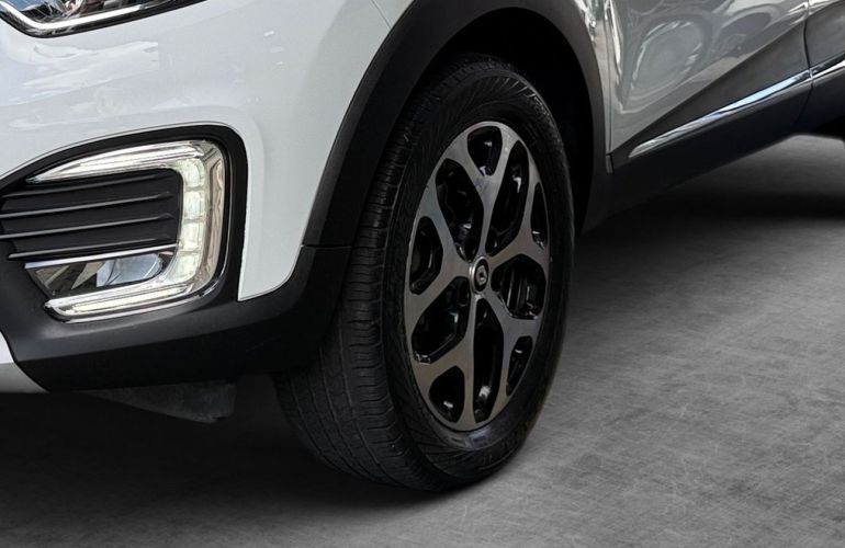 Renault Captur 2.0 16V Intense - Foto #6